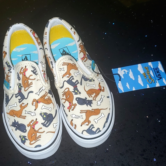 NWT Classic Style Vans Sneakers. Simpson. 11.5T Toddler